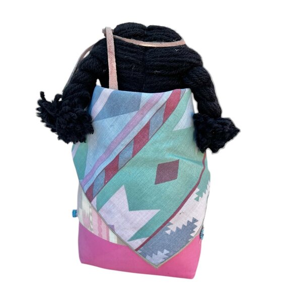 Signed by Kathy Handcrafted 12" Native American Wini Doll W/ bead necklace - Picture 5 of 14